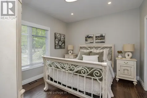 55 Beaufort Crescent Tiny ON L9M 0B8