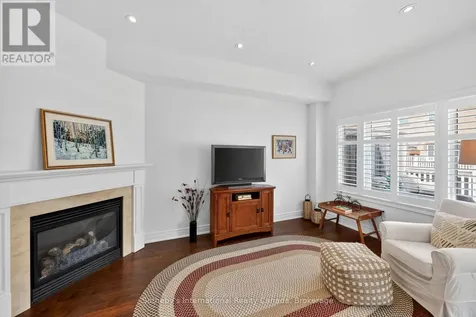 25 North Maple Street Collingwood ON L9Y 0J8