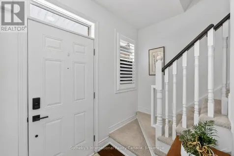 25 North Maple Street Collingwood ON L9Y 0J8