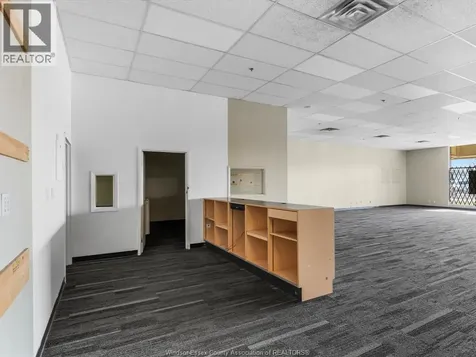 3751 Tecumseh Road East Windsor ON N8W 1H1