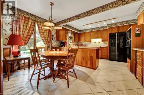 61 Huntley Crescent Kitchener ON N2M 2R4