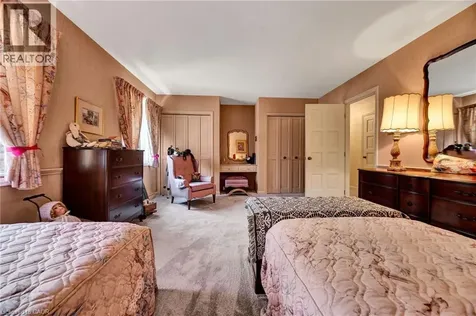 61 Huntley Crescent Kitchener ON N2M 2R4
