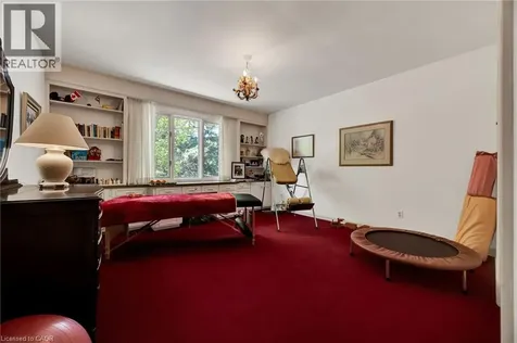 61 Huntley Crescent Kitchener ON N2M 2R4