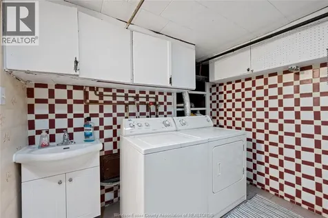 1578 Dougall Avenue Windsor ON N8X 1S1