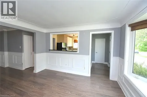 945 Glen View Avenue Burlington ON L7T 3Y7