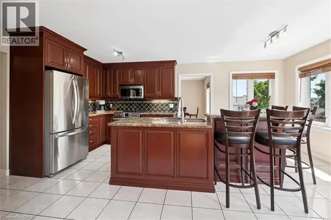 44 Tami Court Kitchener ON N2B 3V2