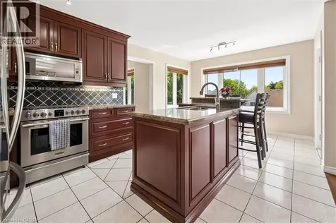 44 Tami Court Kitchener ON N2B 3V2