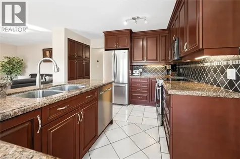 44 Tami Court Kitchener ON N2B 3V2