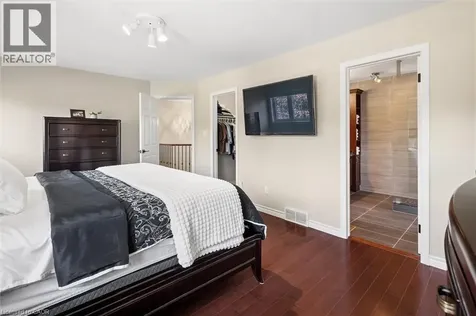 44 Tami Court Kitchener ON N2B 3V2