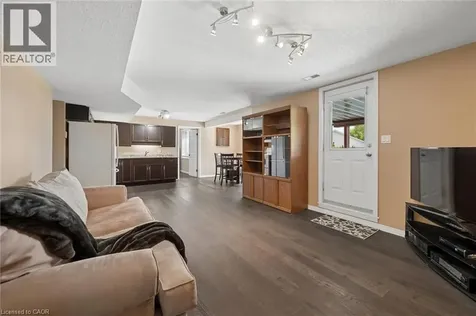 44 Tami Court Kitchener ON N2B 3V2