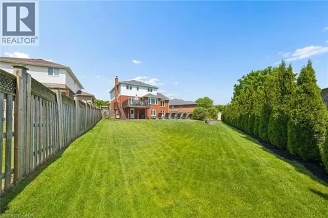 44 Tami Court Kitchener ON N2B 3V2