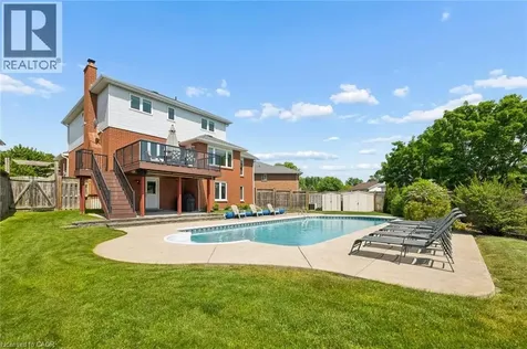 44 Tami Court Kitchener ON N2B 3V2