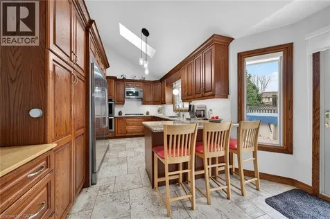 6 Regal Drive Hamilton ON L8W 2P4