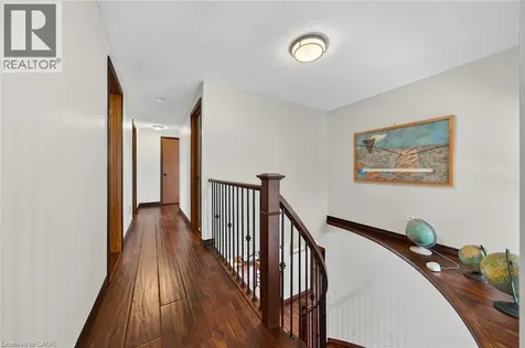 6 Regal Drive Hamilton ON L8W 2P4