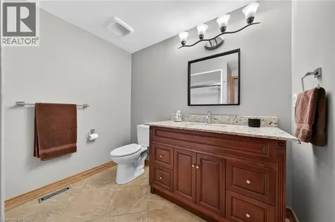 6 Regal Drive Hamilton ON L8W 2P4