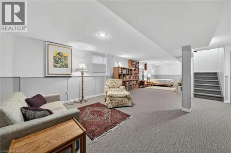 6 Regal Drive Hamilton ON L8W 2P4