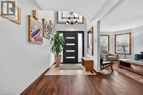 6 Regal Drive Hamilton ON L8W 2P4