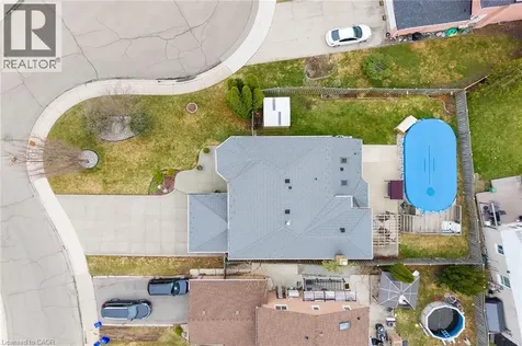 6 Regal Drive Hamilton ON L8W 2P4