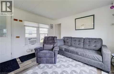 33 Dove Road Brockton ON N0G 2V0