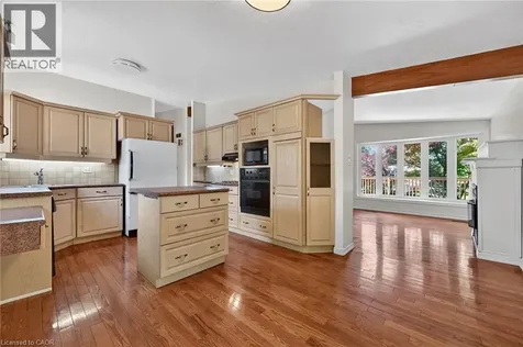 217 West 15th Street Hamilton ON L9C 4B4