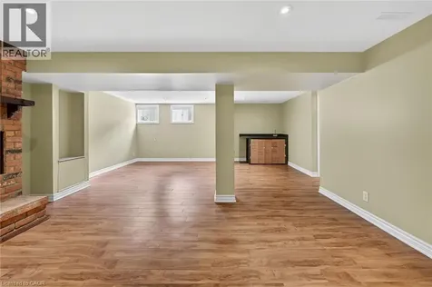 217 West 15th Street Hamilton ON L9C 4B4
