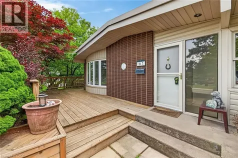 217 West 15th Street Hamilton ON L9C 4B4