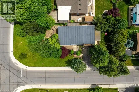 217 West 15th Street Hamilton ON L9C 4B4