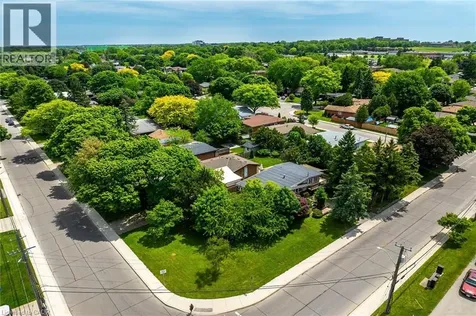217 West 15th Street Hamilton ON L9C 4B4
