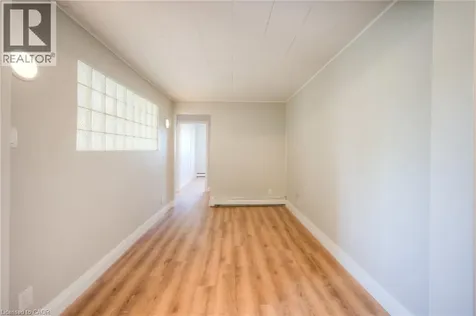 158 Erb Street East Waterloo ON N2J 1M4
