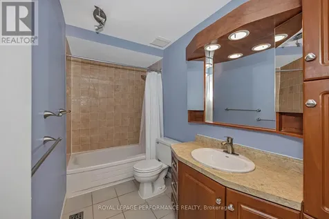 1780 Lamoureux Drive Ottawa ON K1E 2N4