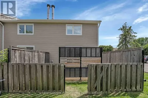 1780 Lamoureux Drive Ottawa ON K1E 2N4