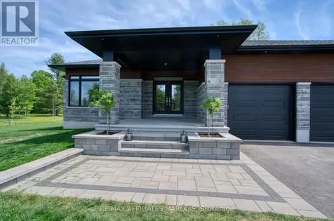27 Diane Drive Rideau Lakes ON K7A 4S5