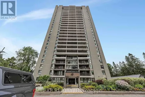 1785 Frobisher Lane Ottawa ON K1G 3T7