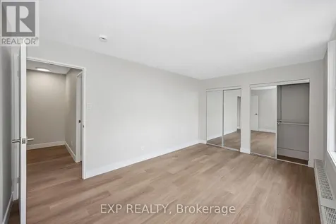 1785 Frobisher Lane Ottawa ON K1G 3T7