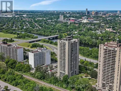 1785 Frobisher Lane Ottawa ON K1G 3T7