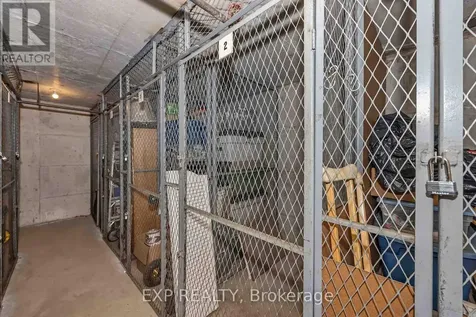 1785 Frobisher Lane Ottawa ON K1G 3T7