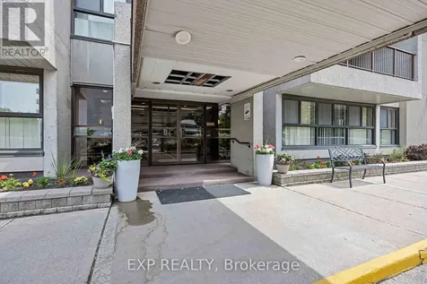1785 Frobisher Lane Ottawa ON K1G 3T7