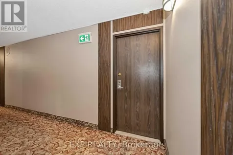1785 Frobisher Lane Ottawa ON K1G 3T7