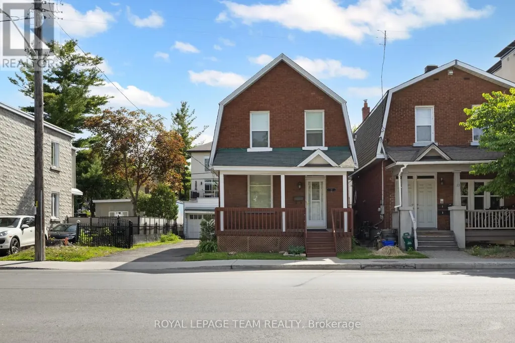 35 Springfield Road Ottawa ON K1M 1C8
