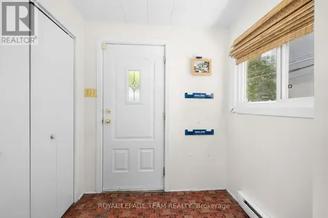 35 Springfield Road Ottawa ON K1M 1C8