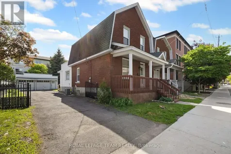 35 Springfield Road Ottawa ON K1M 1C8
