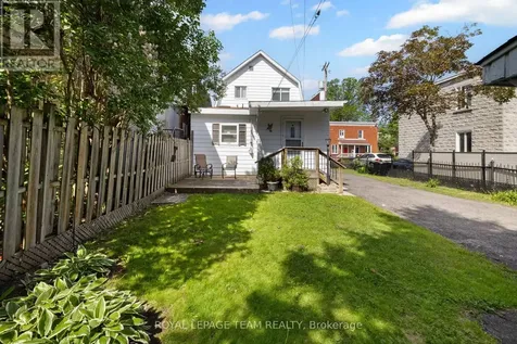 35 Springfield Road Ottawa ON K1M 1C8