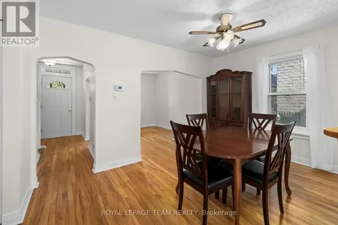 35 Springfield Road Ottawa ON K1M 1C8
