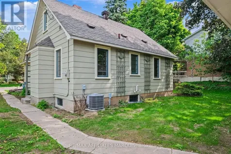 55 Church Street West Smiths Falls ON K7A 1R1