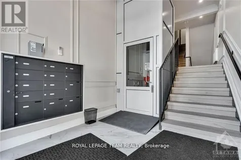 58 Florence Street Ottawa ON K2P 0W7
