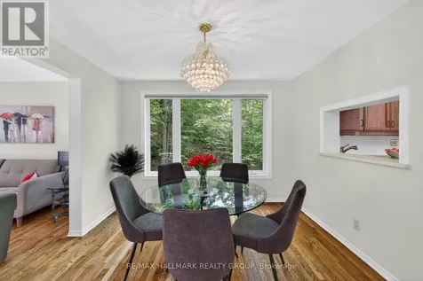 12 Summershade Private Ottawa ON K1Y 4R2