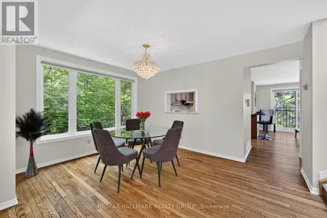 12 Summershade Private Ottawa ON K1Y 4R2