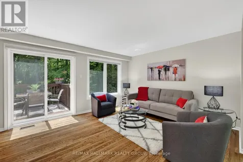 12 Summershade Private Ottawa ON K1Y 4R2