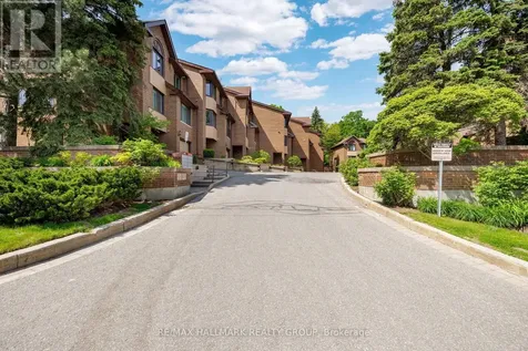 12 Summershade Private Ottawa ON K1Y 4R2