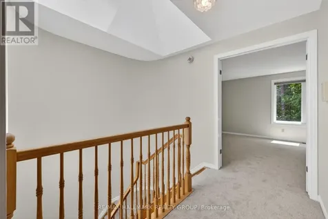 12 Summershade Private Ottawa ON K1Y 4R2